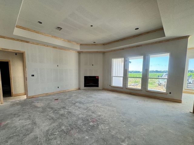 173 Willow Branch Road, Mcgregor, TX 76657