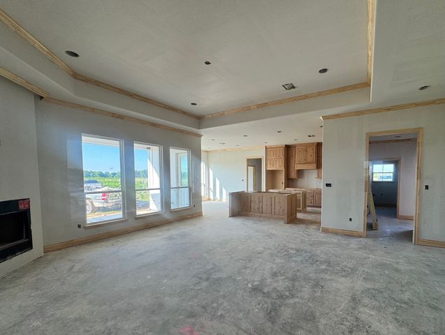 173 Willow Branch Road, Mcgregor, TX 76657