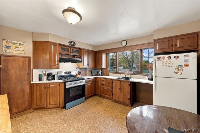 11267 Broadway Street, Alden, NY 14004