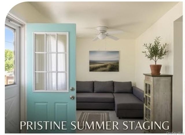 15 Cottage Road, Baiting Hollow, NY 11933