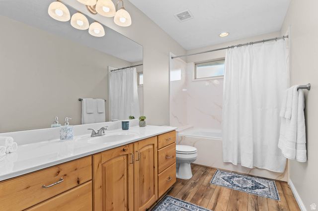 184 N WOOD HILL LN, North Salt Lake, UT 84054