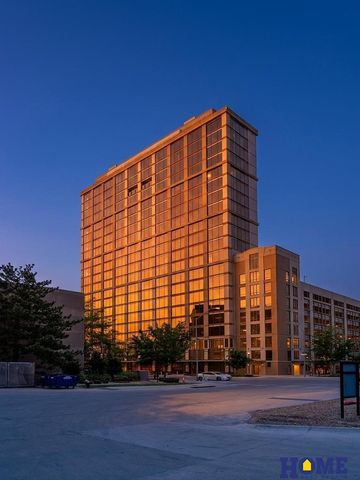 1125 Q Street PH102, Lincoln, NE 68508