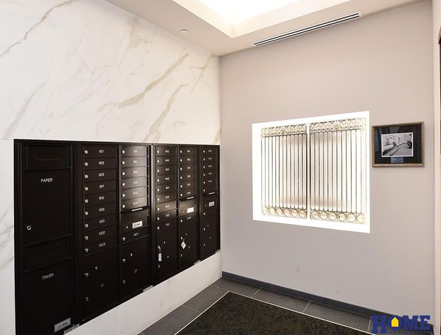 1125 Q Street PH102, Lincoln, NE 68508