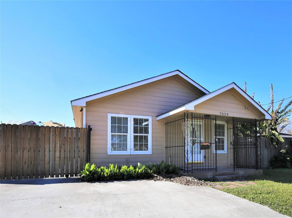 7828 Scott, Houston, TX 77051