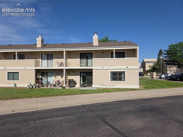 6924 Gayle Lyn Lane, Colorado Springs, CO 80919