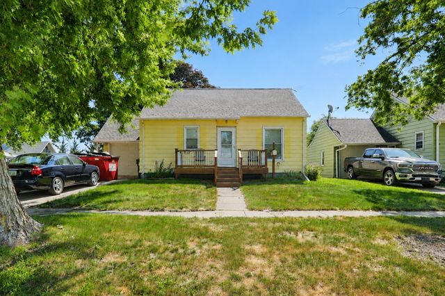 1916 6th Street, Perry, IA 50220