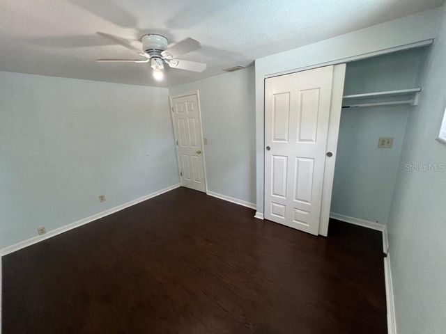 2010 E GENESEE STREET, Tampa, FL 33610