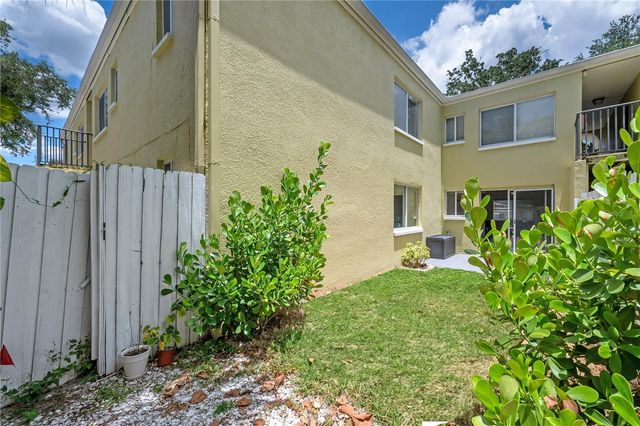 3206 W AZEELE STREET 129, Tampa, FL 33609