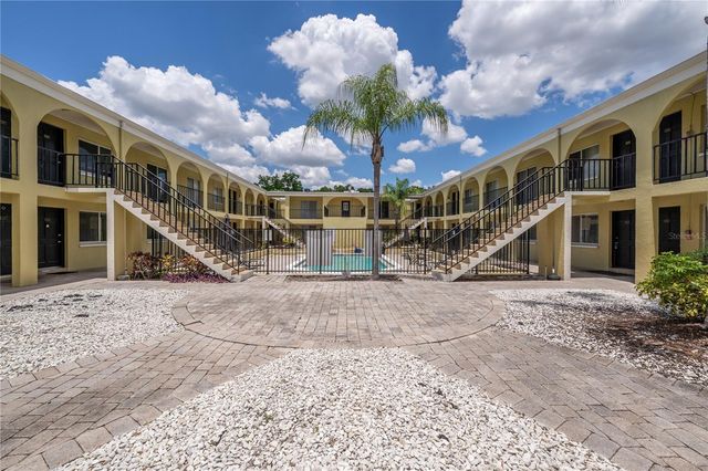 3206 W AZEELE STREET 129, Tampa, FL 33609