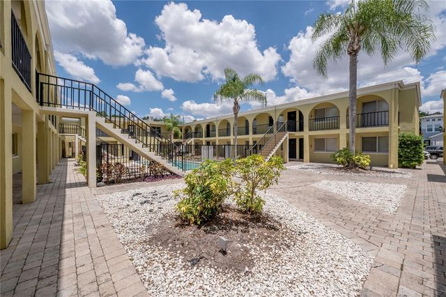 3206 W AZEELE STREET 129, Tampa, FL 33609