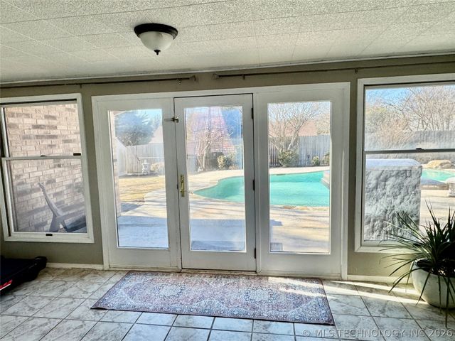 1111 Surrey Street S, Ardmore, OK 73401