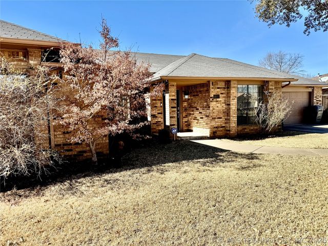 1111 Surrey Street S, Ardmore, OK 73401