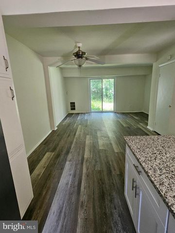 77 LA CASCATA TNHS, Clementon, NJ 08021