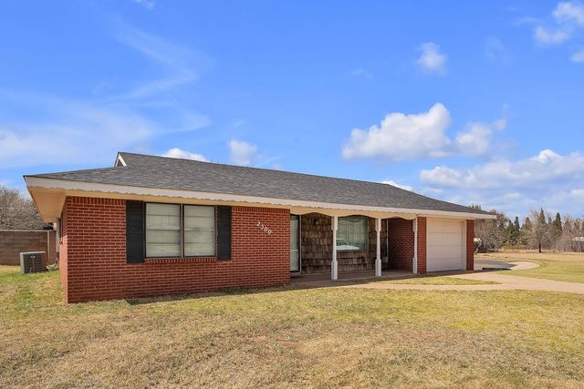 2500 Larry Dr, Big Spring, TX 79720