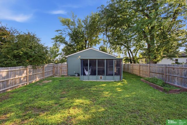 7416 Frederick Avenue, La Vista, NE 68128