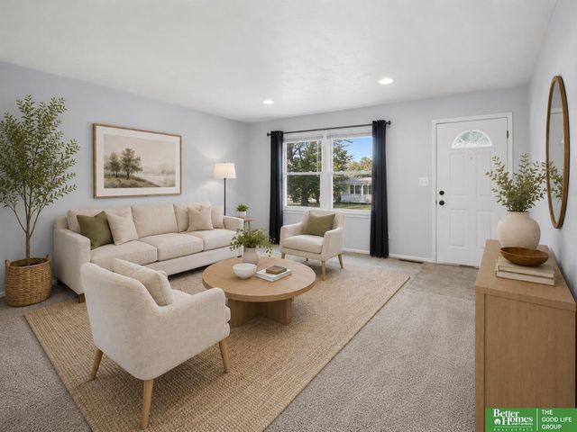 7416 Frederick Avenue, La Vista, NE 68128