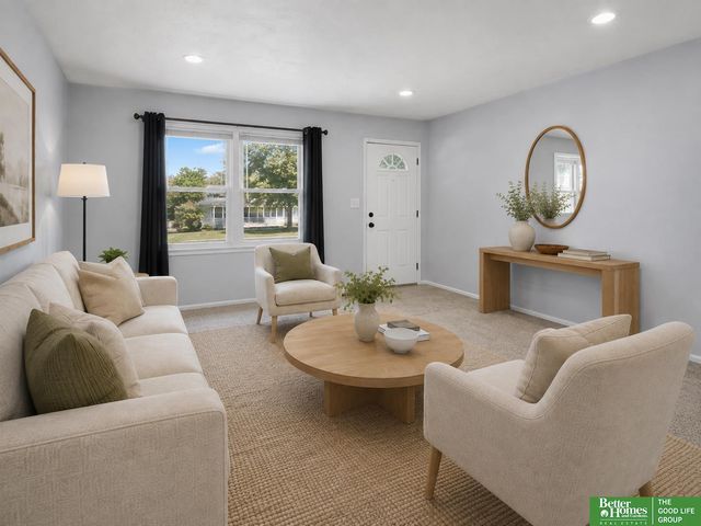 7416 Frederick Avenue, La Vista, NE 68128