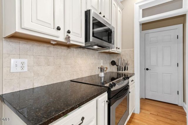 732 Parkridge Drive, Clayton, NC 27527