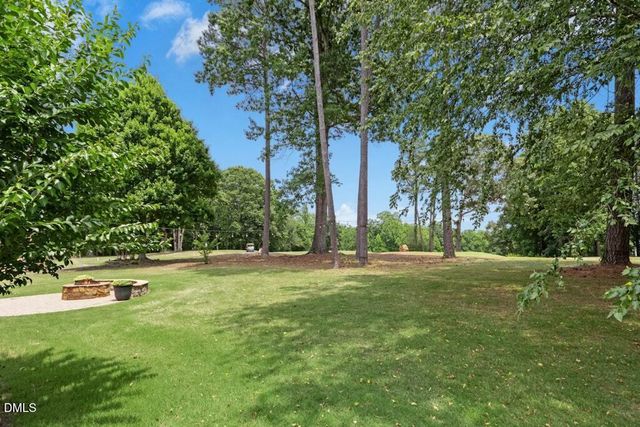 732 Parkridge Drive, Clayton, NC 27527
