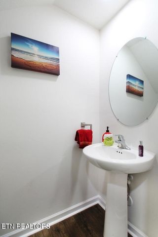 9428 Avian Forest Lane, Heiskell, TN 37754