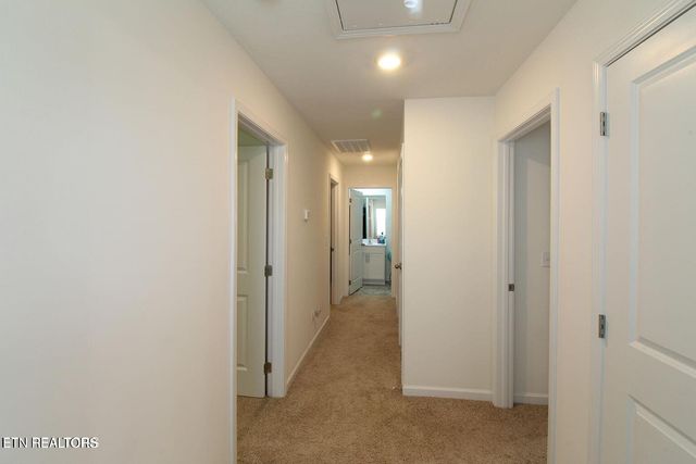 9428 Avian Forest Lane, Heiskell, TN 37754