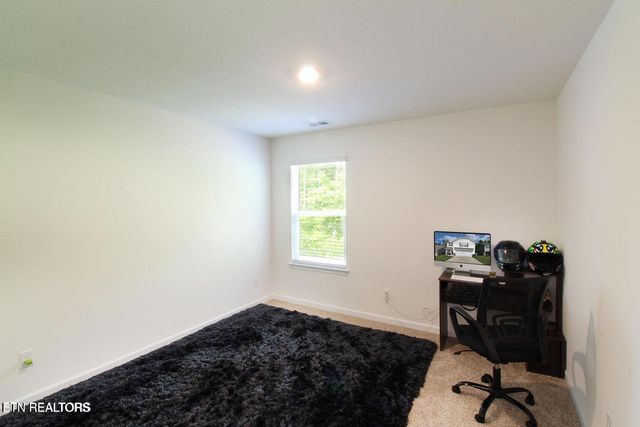 9428 Avian Forest Lane, Heiskell, TN 37754