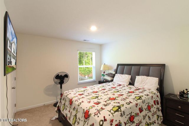 9428 Avian Forest Lane, Heiskell, TN 37754