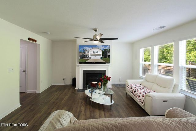 9428 Avian Forest Lane, Heiskell, TN 37754