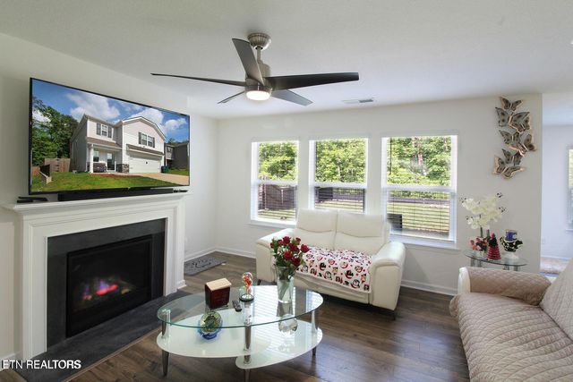 9428 Avian Forest Lane, Heiskell, TN 37754