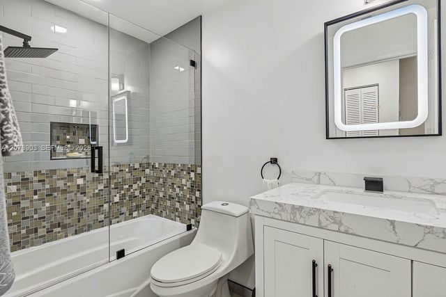 13215 NW 7th Drive, Plantation, FL 33325