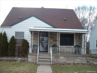 8247 Heyden Street, Detroit, MI 48228