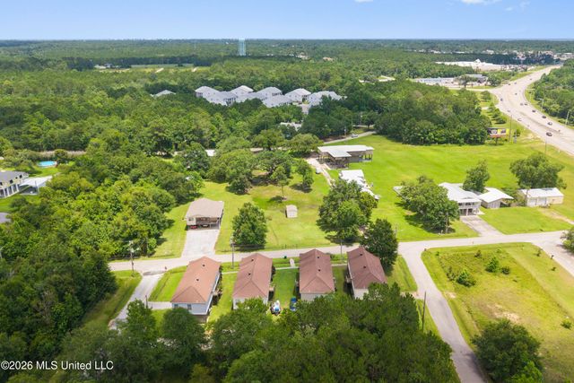 10057 Road 560 Road, 10051, 10057, 10061, 10067, Bay Saint Louis, MS 39520