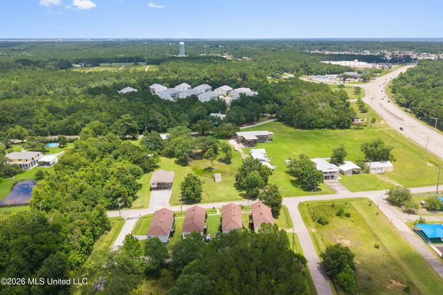 10057 Road 560 Road, 10051, 10057, 10061, 10067, Bay Saint Louis, MS 39520