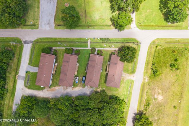 10057 Road 560 Road, 10051, 10057, 10061, 10067, Bay Saint Louis, MS 39520