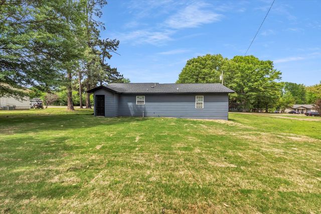 129 TATLOCK CIR, Covington, TN 38019