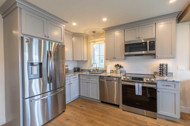 109 Weirs Blvd Unit 6, Laconia, NH 03246