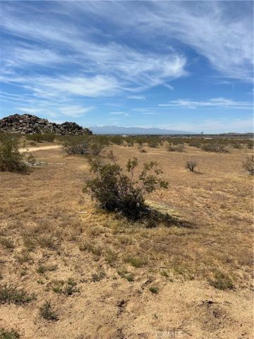 0 Japatul, Apple Valley, CA 92307