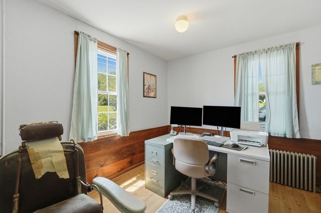 61 Houlton Street, Swansea, MA 02777
