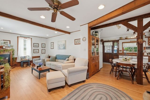 61 Houlton Street, Swansea, MA 02777