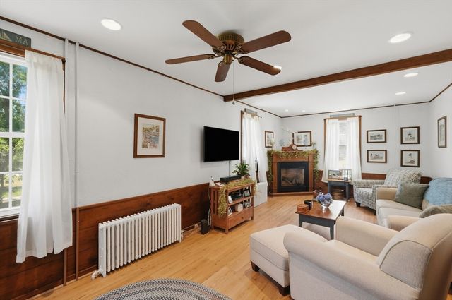 61 Houlton Street, Swansea, MA 02777