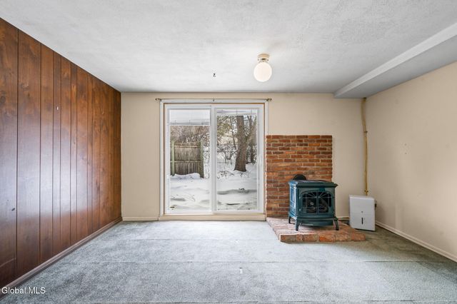 263 Kings Court, Voorheesville, NY 12186