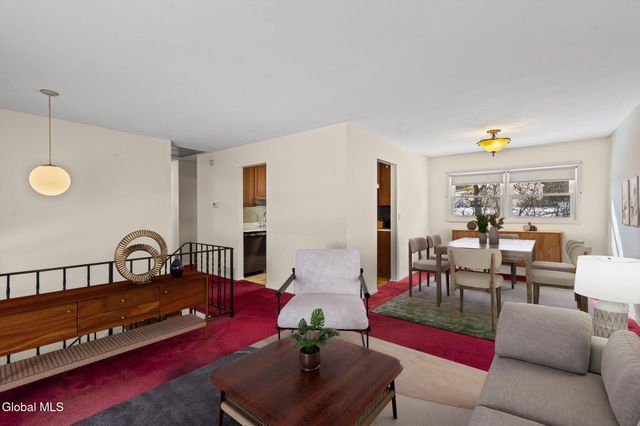 263 Kings Court, Voorheesville, NY 12186