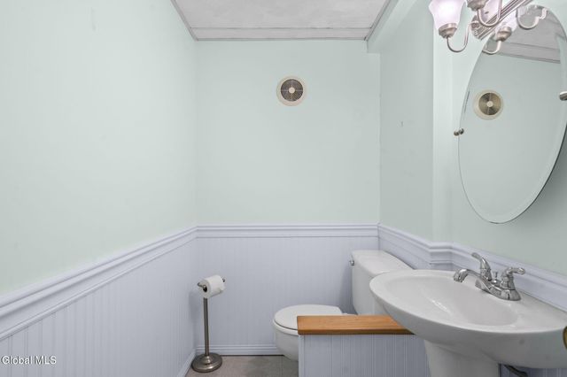 263 Kings Court, Voorheesville, NY 12186