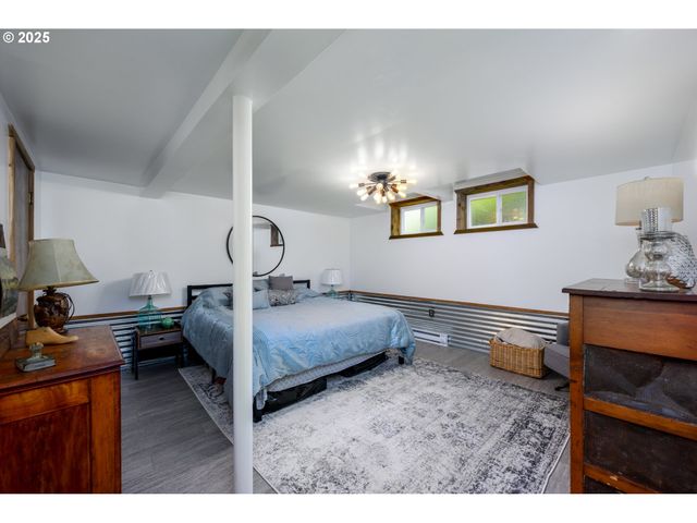 5750 HACIENDA Ave, Lincoln City, OR 97367