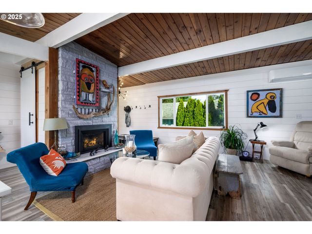 5750 HACIENDA Ave, Lincoln City, OR 97367