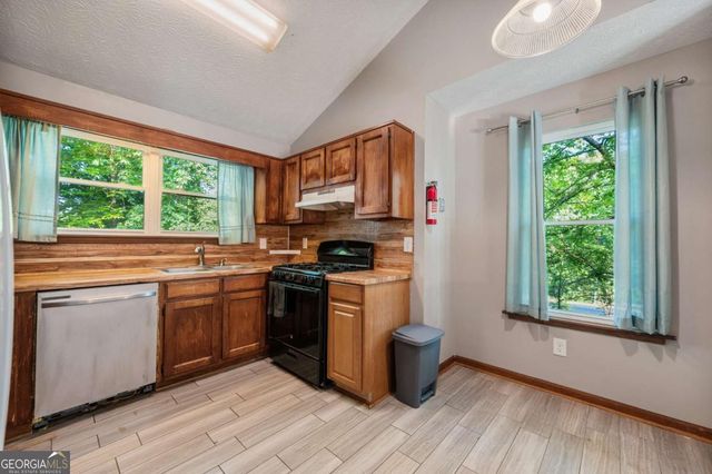 3401 Dogwood Place, Decatur, GA 30034
