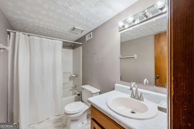 3401 Dogwood Place, Decatur, GA 30034