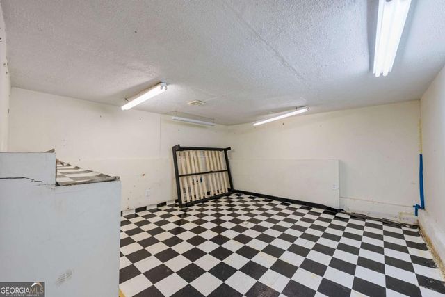 3401 Dogwood Place, Decatur, GA 30034