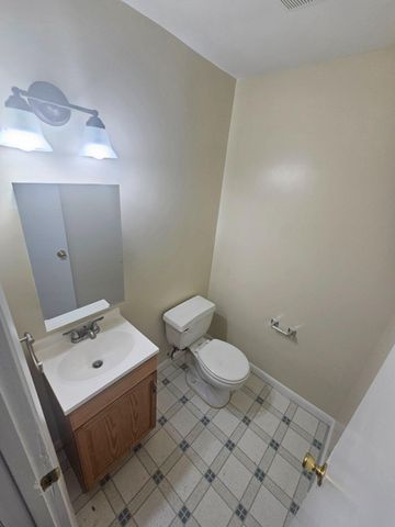 35 KINSMAN VIEW CIR, Silver Spring, MD 20901