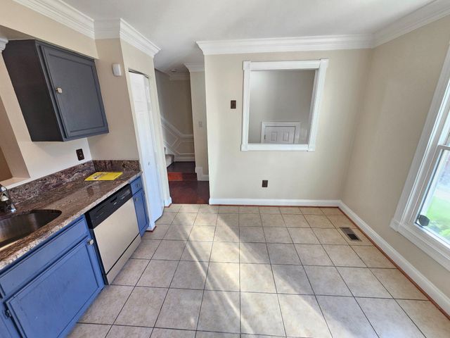 35 KINSMAN VIEW CIR, Silver Spring, MD 20901